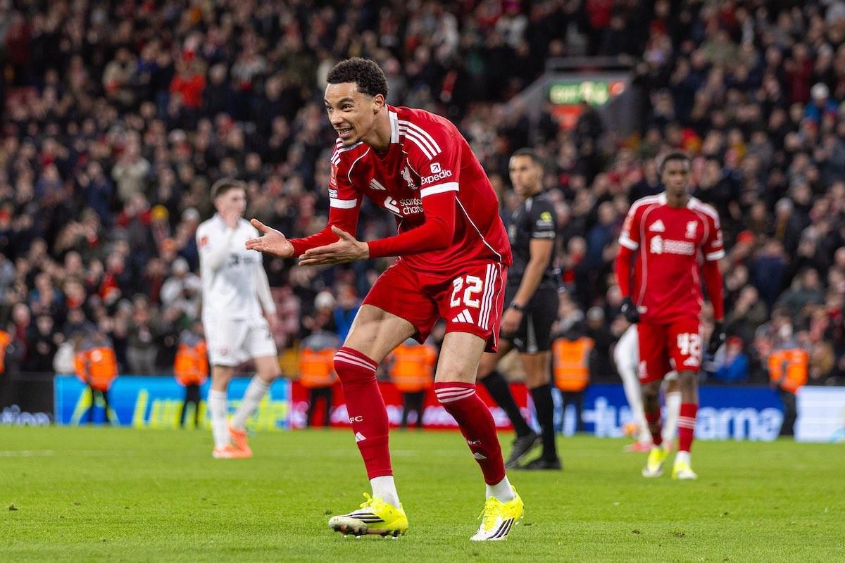 开云线上入口-利物浦首秀赛季五项赛事有进球,埃基蒂克成队史第二人